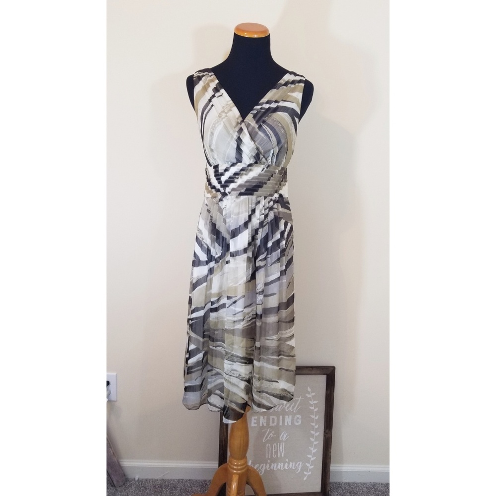 Banana Republic sleeveless dress